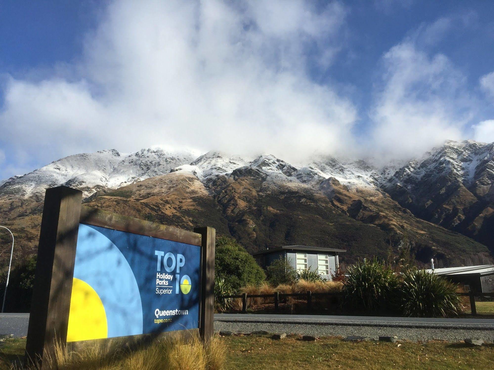 Queenstown Top 10 Holiday Park Exterior photo
